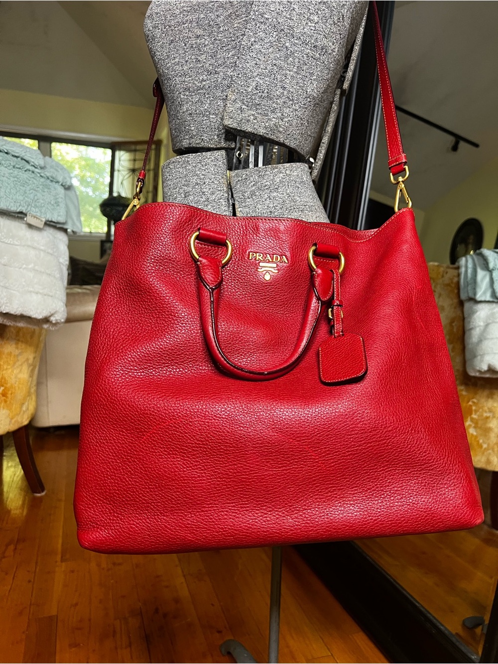 PRADA DARK RED VITELLO DAINO LEATHER LARGE CROSSBODY/TOTE BAG - Picture 4 of 17